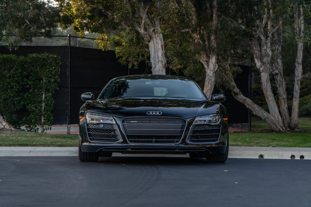 2014 Audi 42 R8 - Image 13 of 31