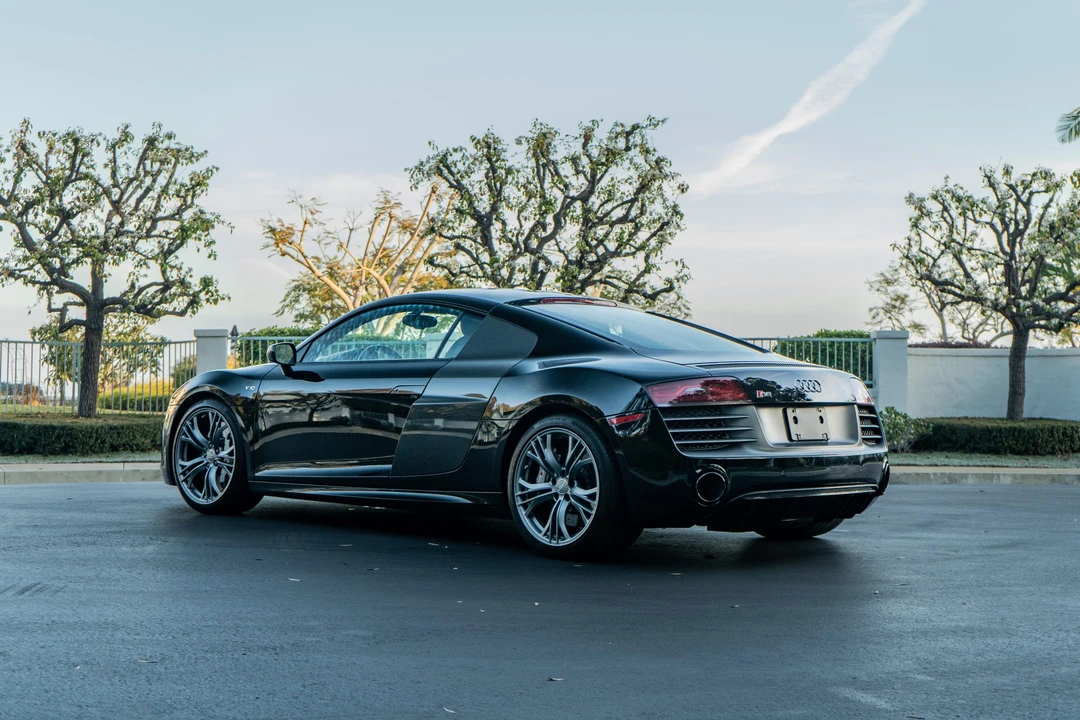 2014 Audi 42 R8 - Image 15 of 31
