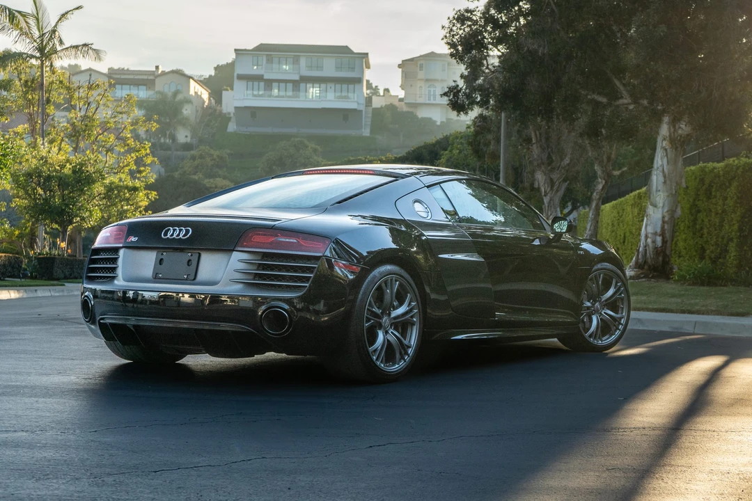 2014 Audi 42 R8 - Image 18 of 31