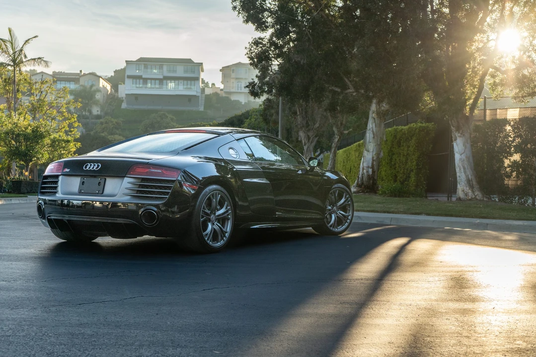 2014 Audi 42 R8 - Image 19 of 31