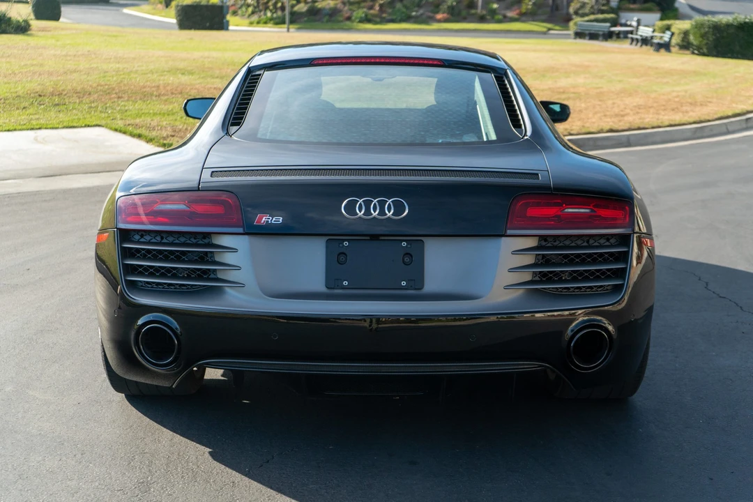 2014 Audi 42 R8 - Image 20 of 31