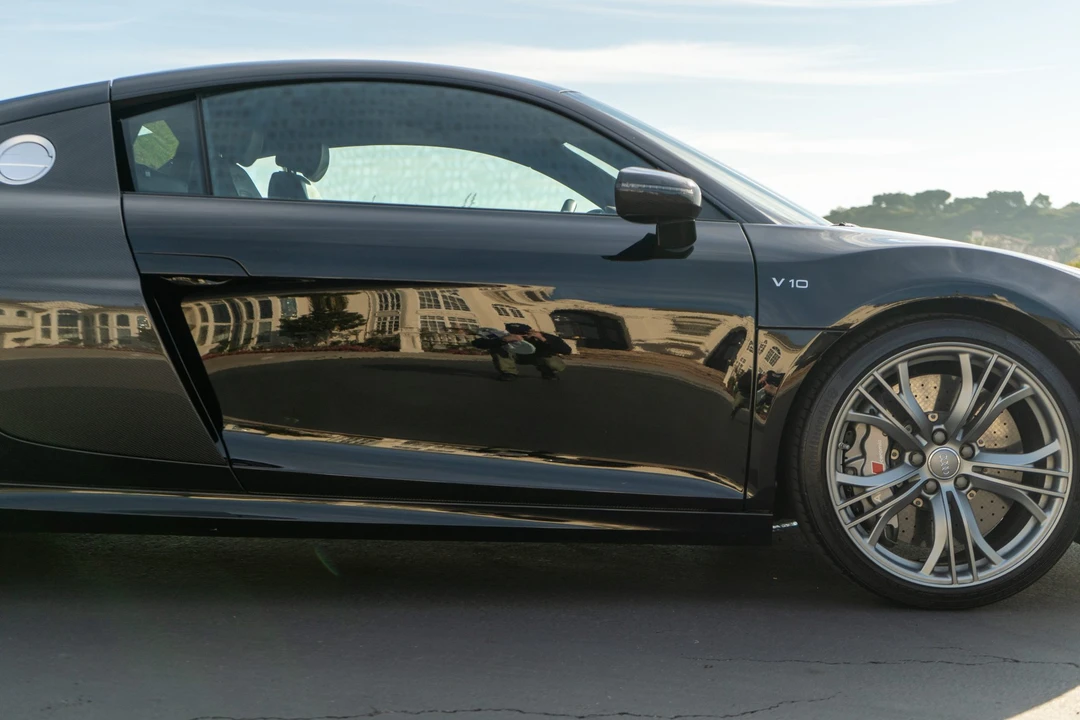 2014 Audi 42 R8 - Image 21 of 31