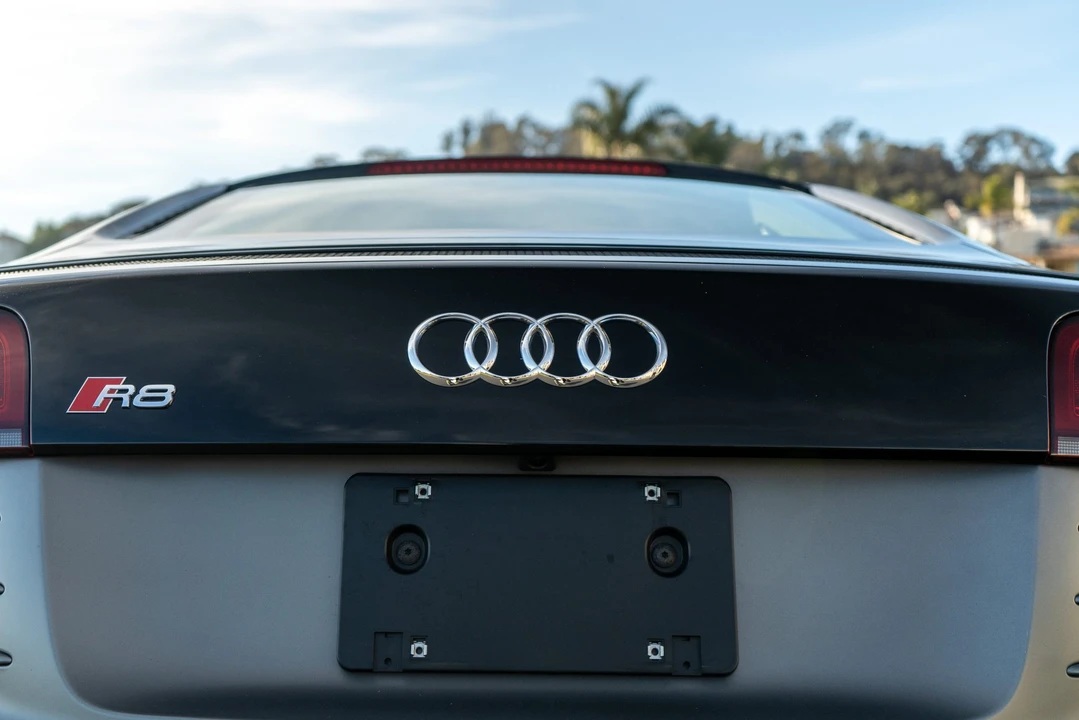 2014 Audi 42 R8 - Image 30 of 31
