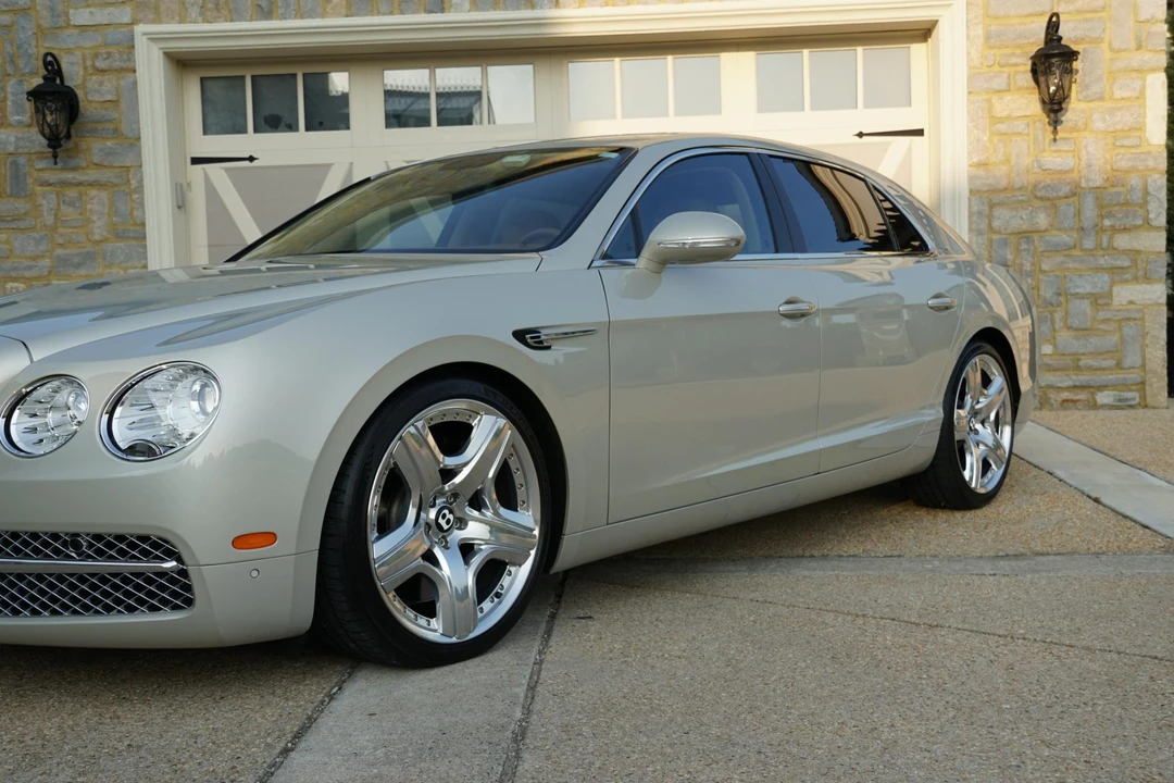 2014 Bentley Continental Flying Spur - Image 28 of 31