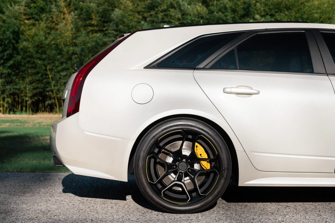 2014 Cadillac CTS-V 2nd Gen - Image 18 of 31