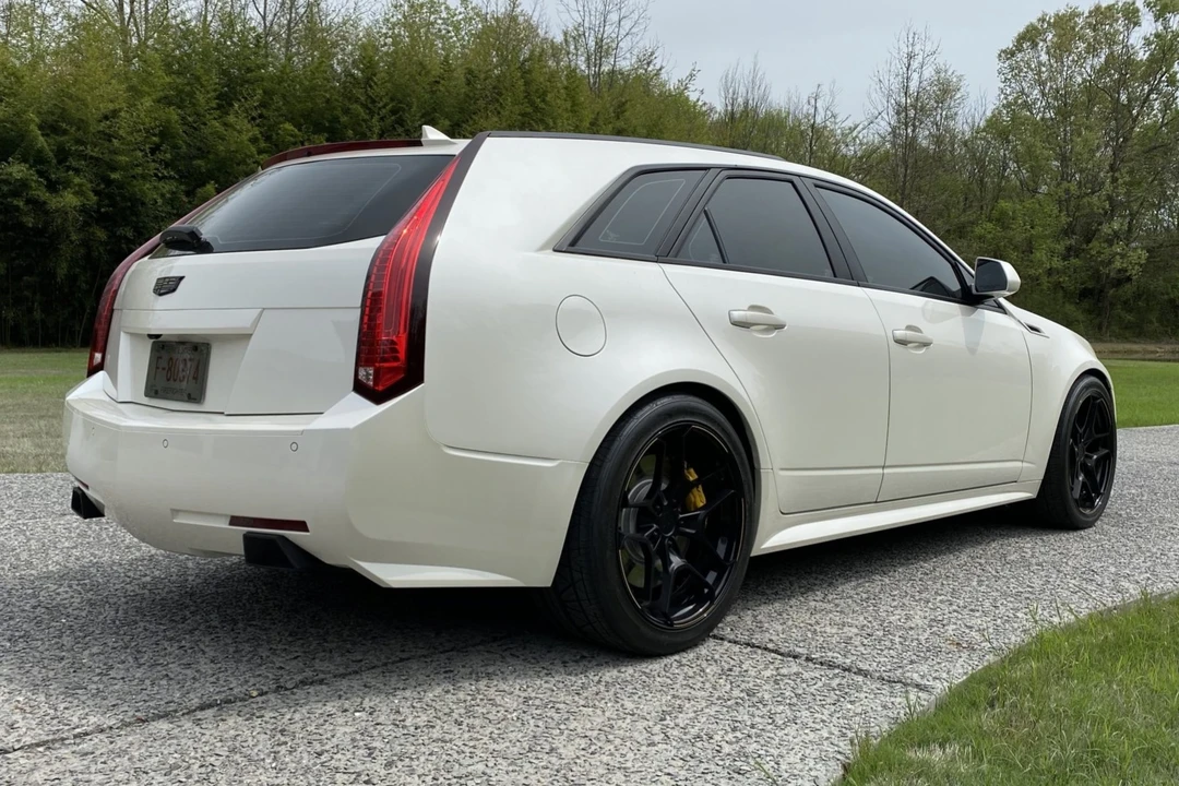2014 Cadillac CTS-V 2nd Gen - Image 13 of 31