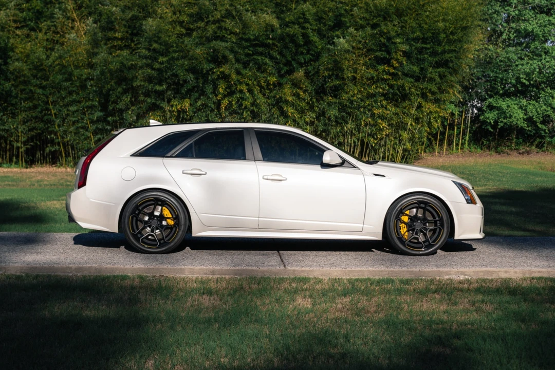 2014 Cadillac CTS-V 2nd Gen - Image 10 of 31