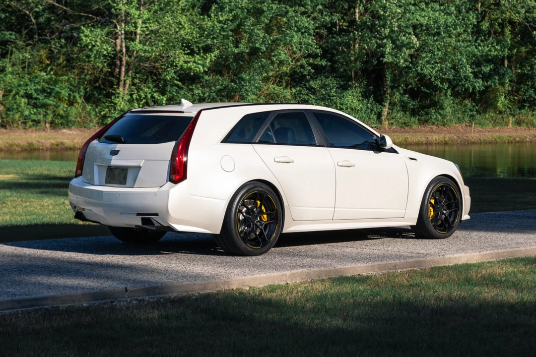 2014 Cadillac CTS-V 2nd Gen - Image 11 of 31