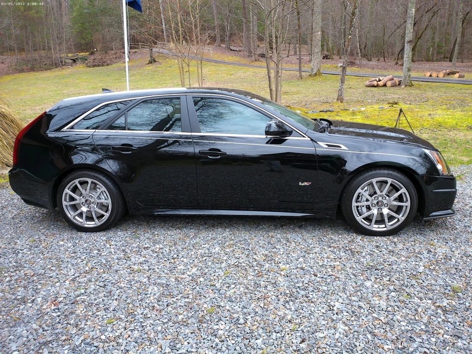 2014 Cadillac CTS-V 2nd Gen - Image 4 of 31