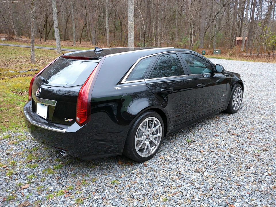 2014 Cadillac CTS-V 2nd Gen - Image 5 of 31