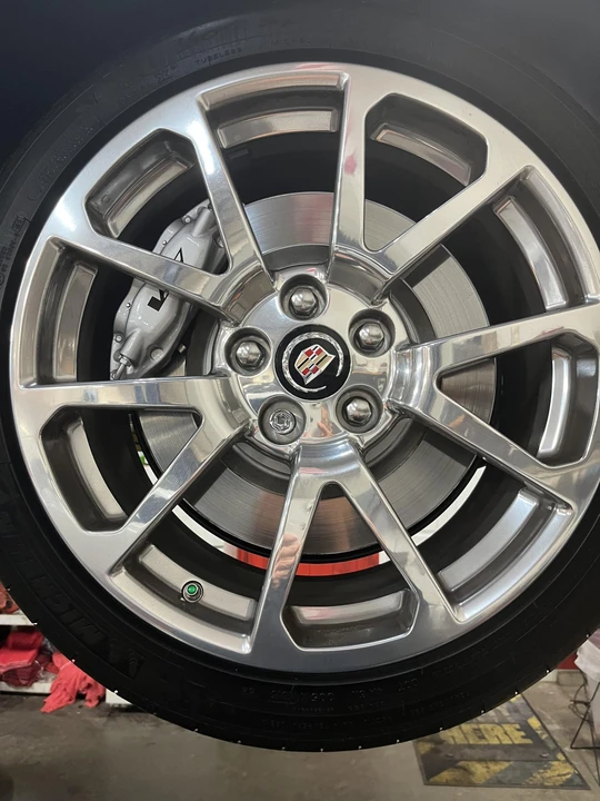 2014 Cadillac CTS-V 2nd Gen - Image 26 of 31