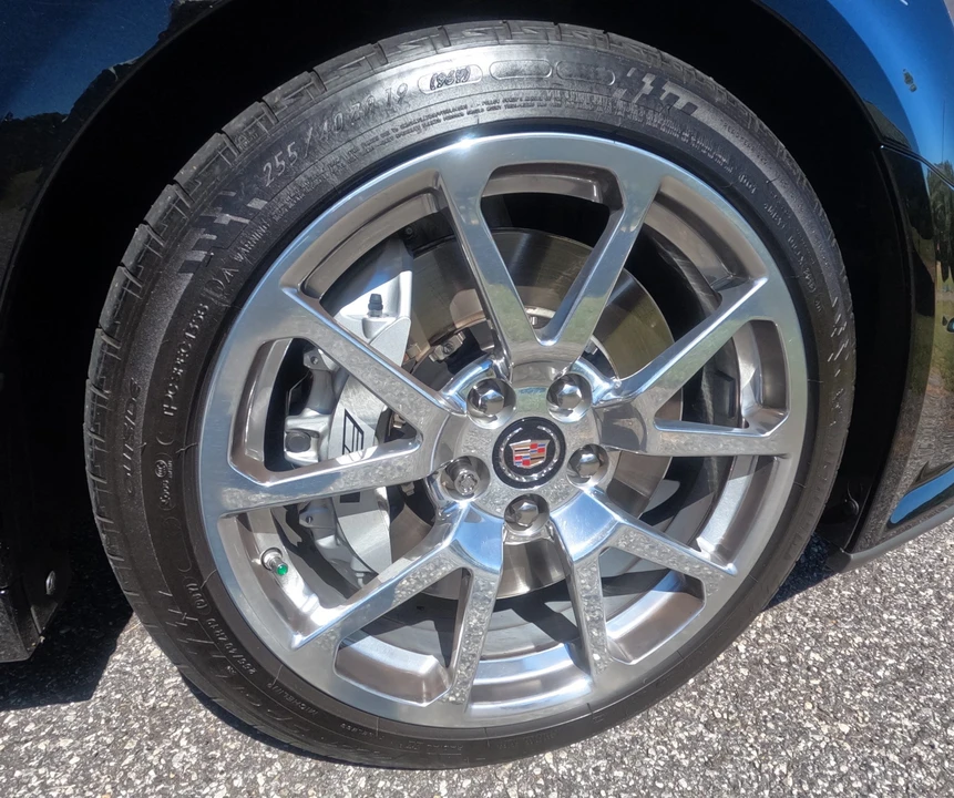 2014 Cadillac CTS-V 2nd Gen - Image 24 of 31
