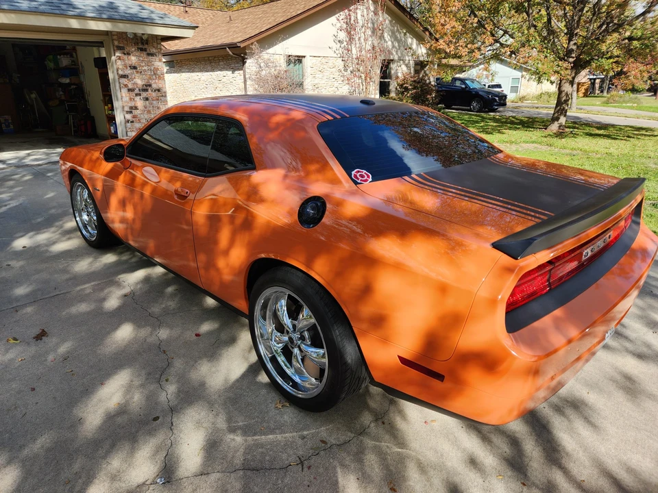 2014 Dodge Challenger 3rd Gen - Image 6 of 31