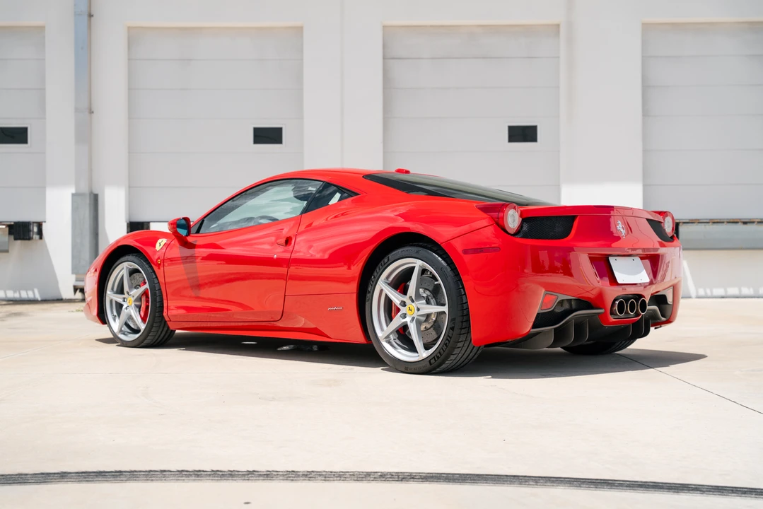 2014 Ferrari 458 Italia - Image 9 of 31
