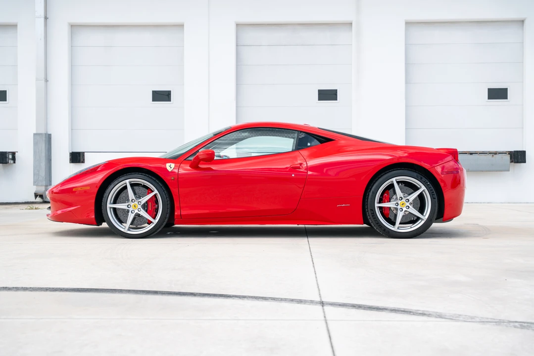2014 Ferrari 458 Italia - Image 6 of 31