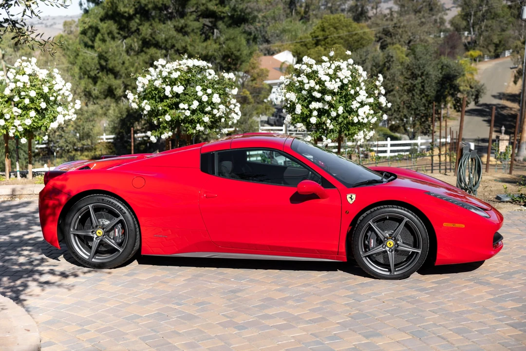 2014 Ferrari 458 Spider - Image 7 of 31