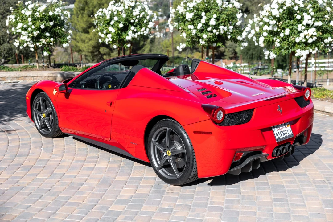 2014 Ferrari 458 Spider - Image 13 of 31