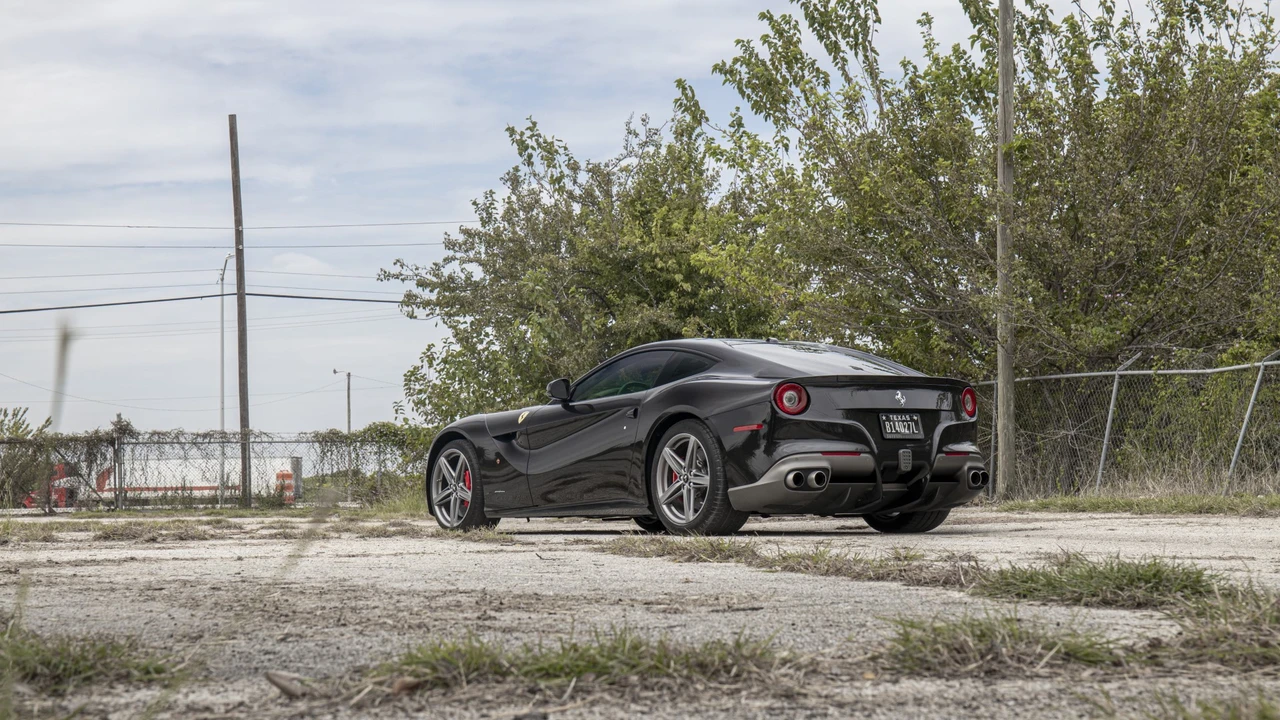 2014 Ferrari F12berlinetta - Image 30 of 31