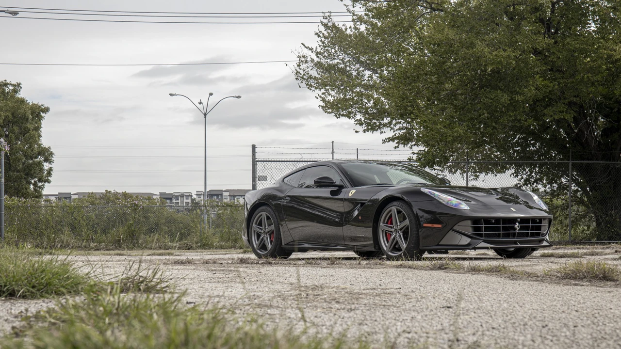 2014 Ferrari F12berlinetta - Image 10 of 31