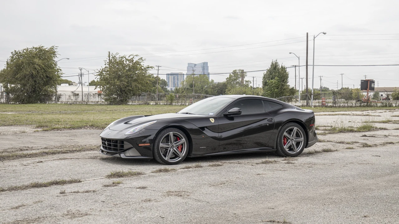 2014 Ferrari F12berlinetta - Image 22 of 31