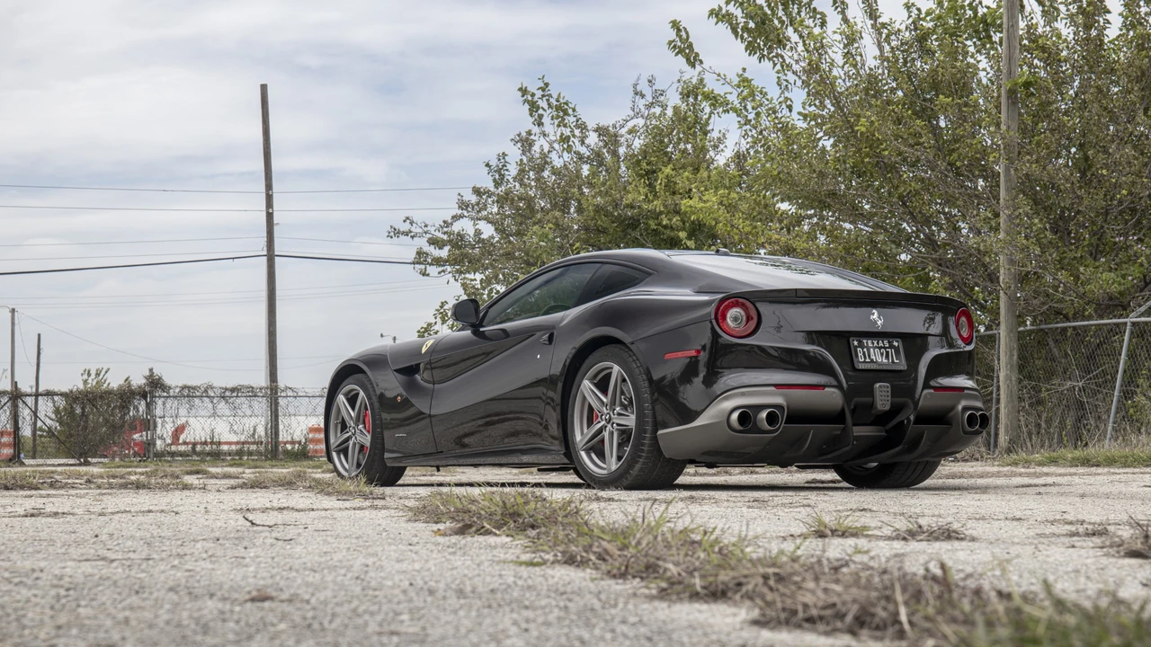 2014 Ferrari F12berlinetta - Image 31 of 31