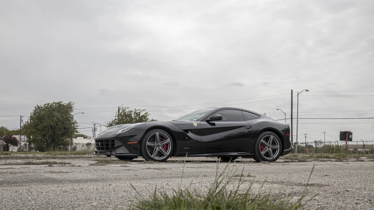 2014 Ferrari F12berlinetta - Image 23 of 31