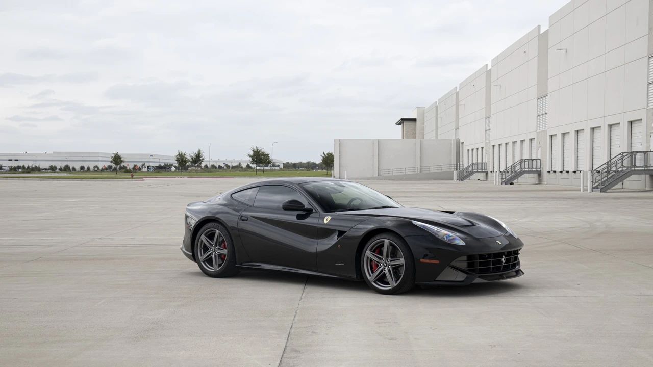 2014 Ferrari F12berlinetta - Image 8 of 31