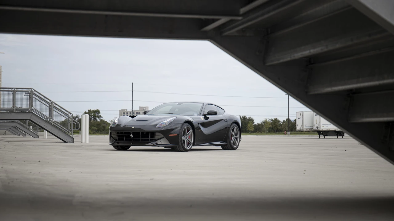 2014 Ferrari F12berlinetta - Image 17 of 31