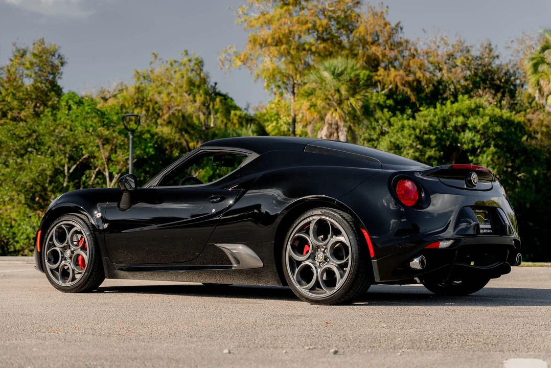 2015 Alfa Romeo 4C Coupe - Image 3 of 31