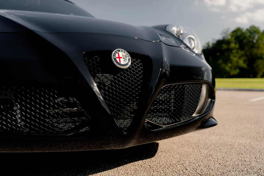 2015 Alfa Romeo 4C Coupe - Image 20 of 31