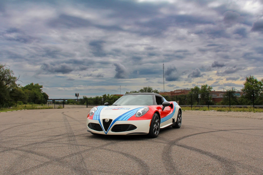2015 Alfa Romeo 4C Coupe - Image 2 of 31