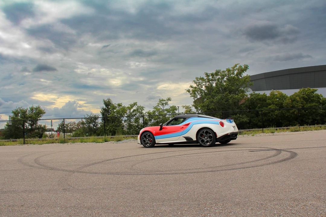 2015 Alfa Romeo 4C Coupe - Image 20 of 31