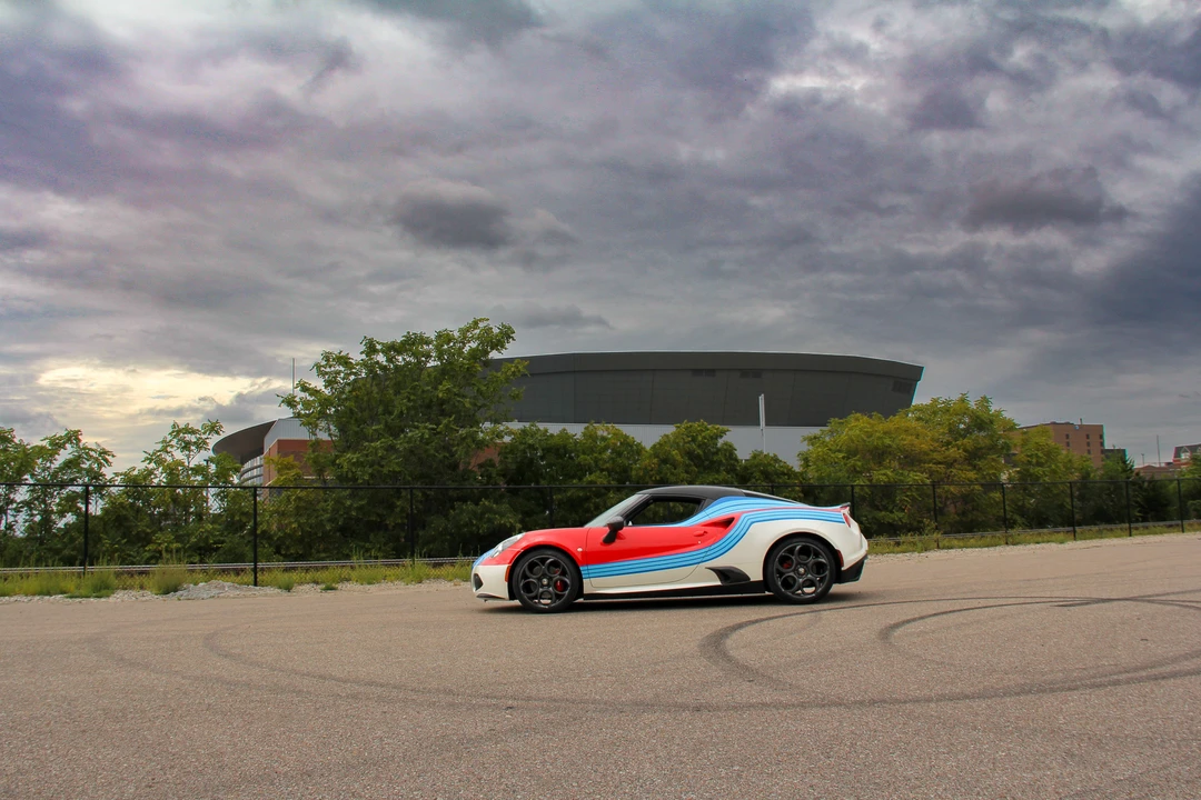 2015 Alfa Romeo 4C Coupe - Image 19 of 31