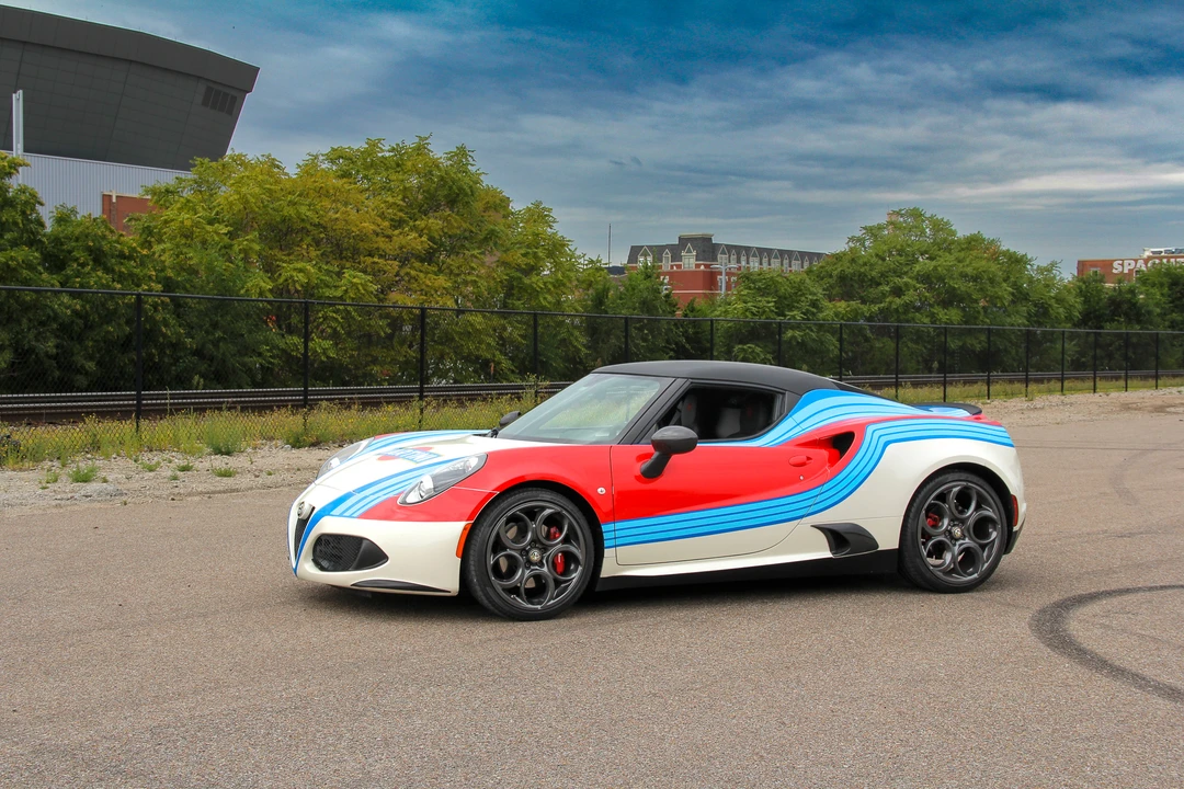 2015 Alfa Romeo 4C Coupe - Image 10 of 31
