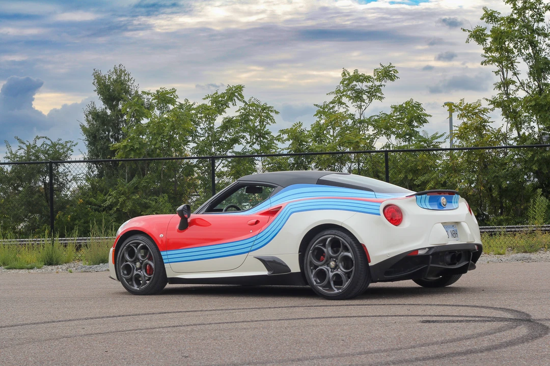 2015 Alfa Romeo 4C Coupe - Image 25 of 31