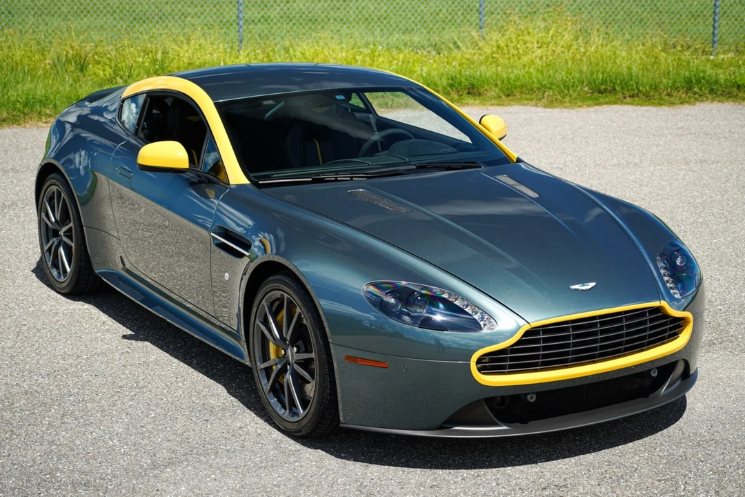 2015 Aston Martin V8 Vantage (2006-2017) - Image 1 of 31