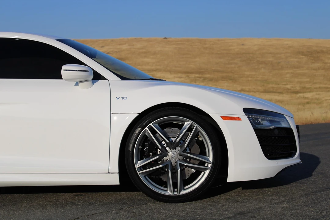 2015 Audi 42 R8 - Image 31 of 31