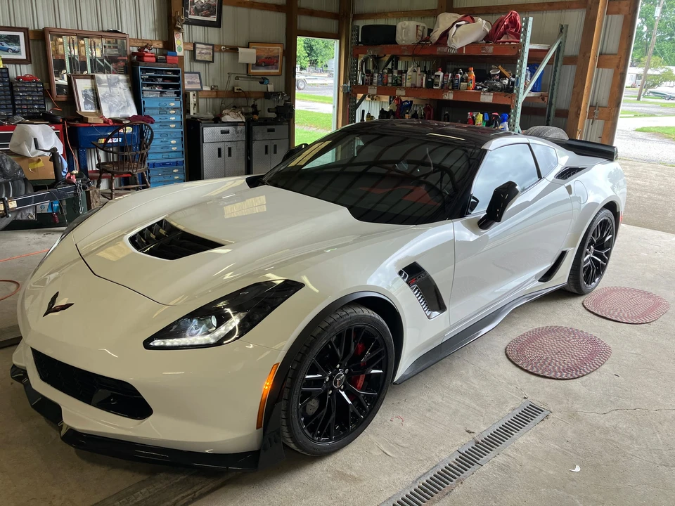 2015 Chevrolet Corvette C7 Z06 - Image 4 of 31