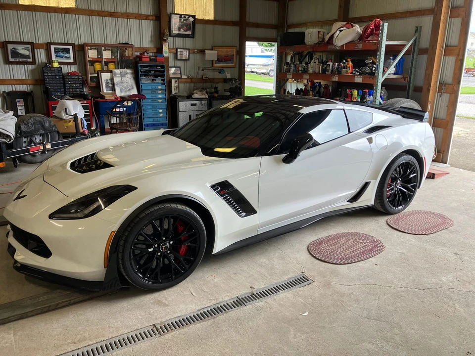2015 Chevrolet Corvette C7 Z06 - Image 3 of 31