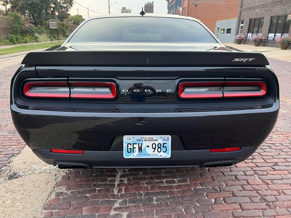2015 Dodge Challenger SRT Hellcat 3rd Gen - Image 5 of 31