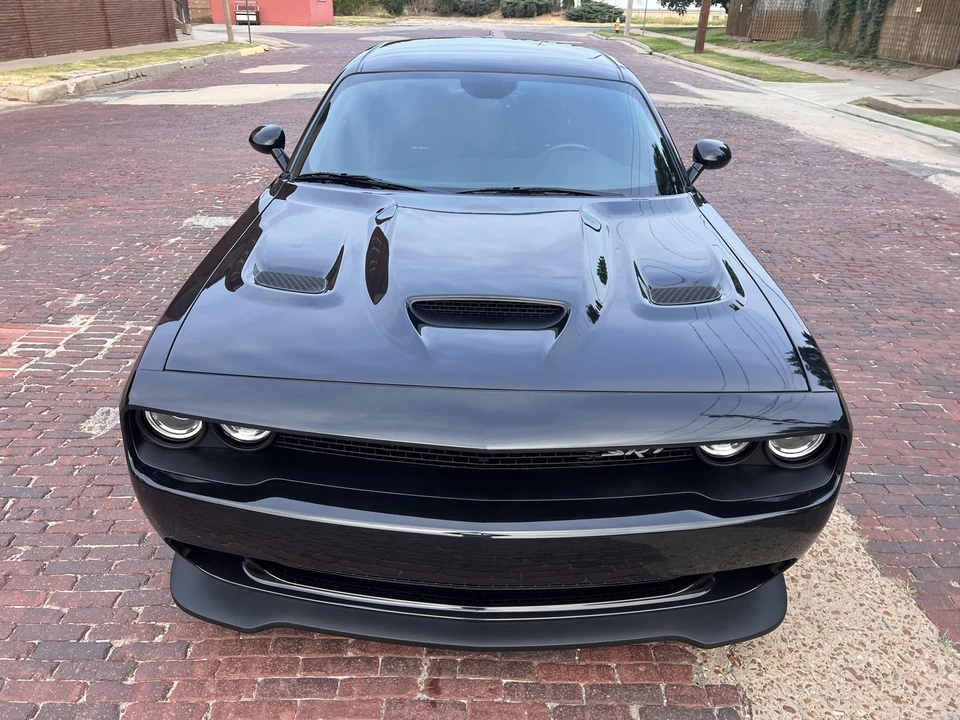 2015 Dodge Challenger SRT Hellcat 3rd Gen - Image 9 of 31