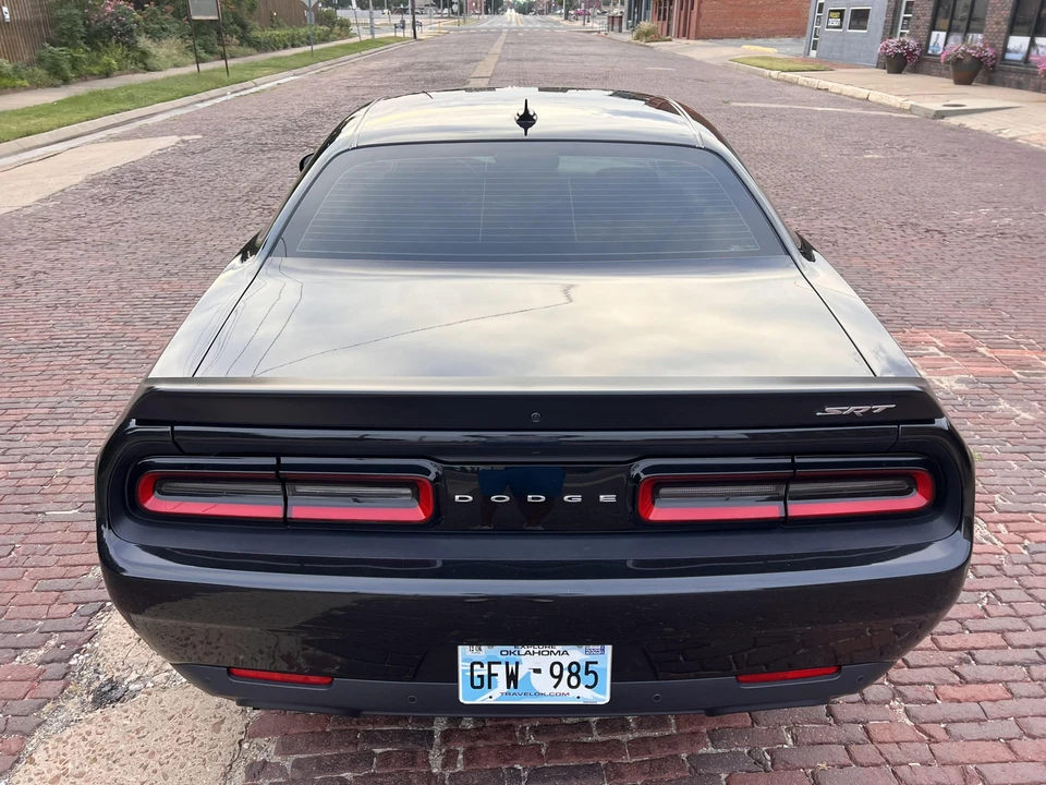 2015 Dodge Challenger SRT Hellcat 3rd Gen - Image 4 of 31