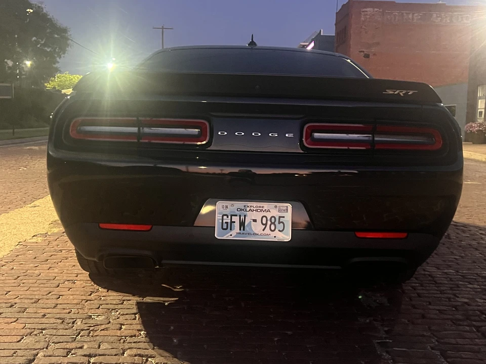 2015 Dodge Challenger SRT Hellcat 3rd Gen - Image 17 of 31