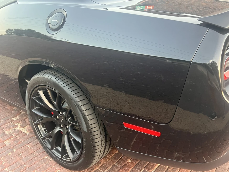 2015 Dodge Challenger SRT Hellcat 3rd Gen - Image 29 of 31