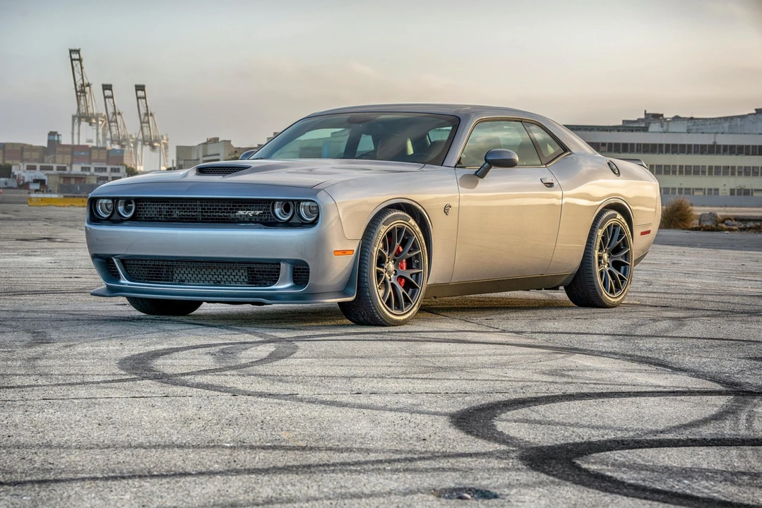 2015 Dodge Challenger SRT Hellcat 3rd Gen - Image 30 of 31