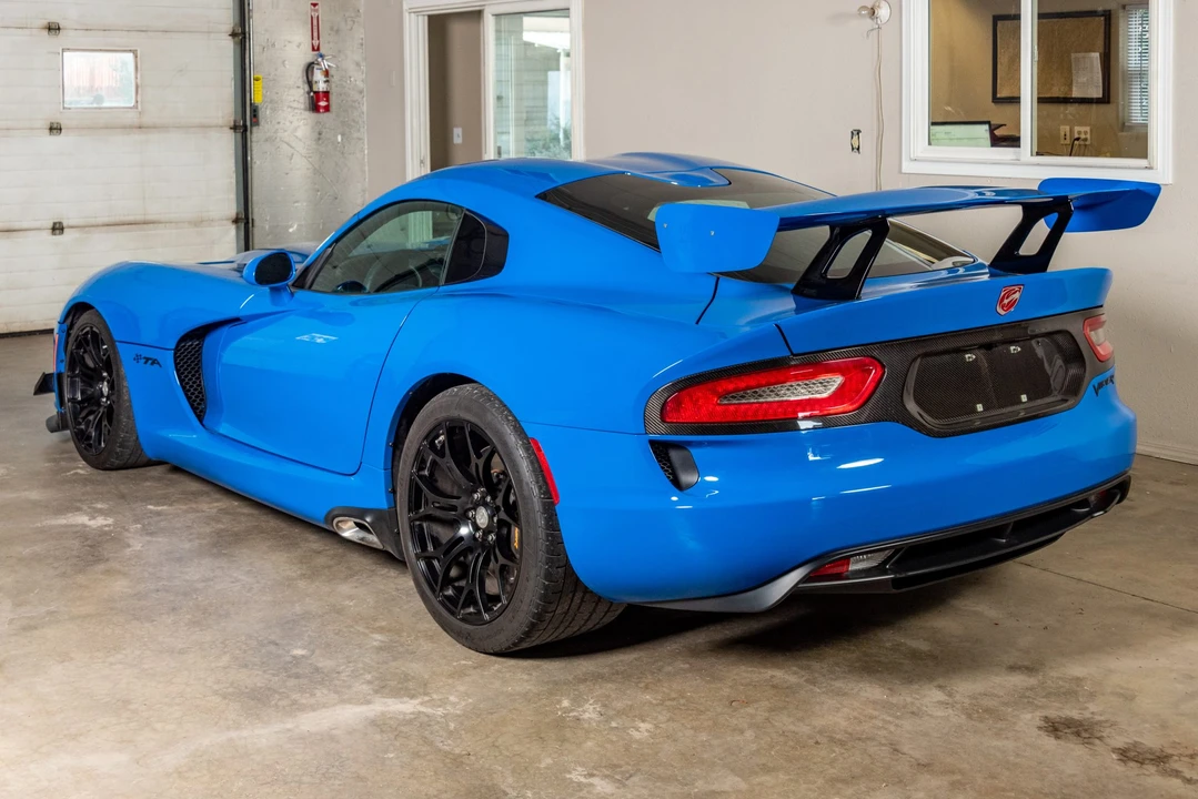 2015 Dodge Viper 5th Gen - Image 3 of 31