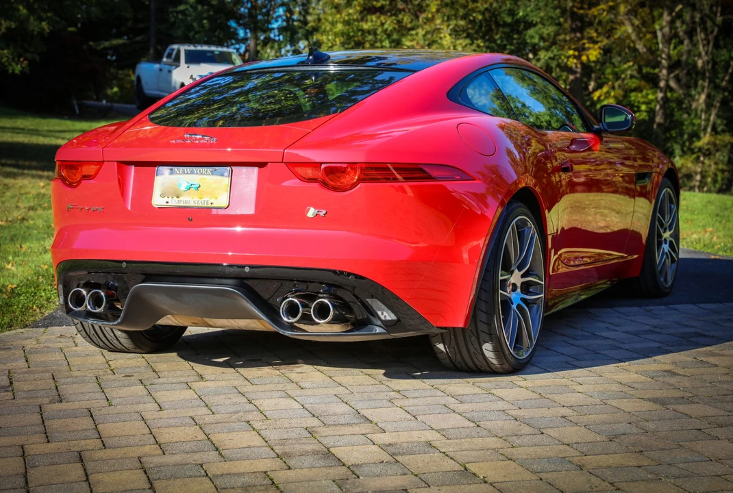 2015 Jaguar F-Type R 1st Gen - Image 21 of 31