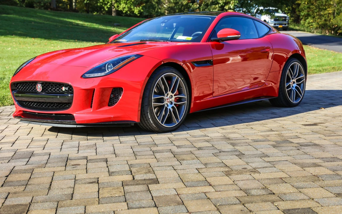 2015 Jaguar F-Type R 1st Gen - Image 18 of 31