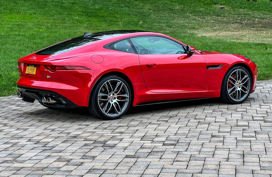 2015 Jaguar F-Type R 1st Gen - Image 10 of 31