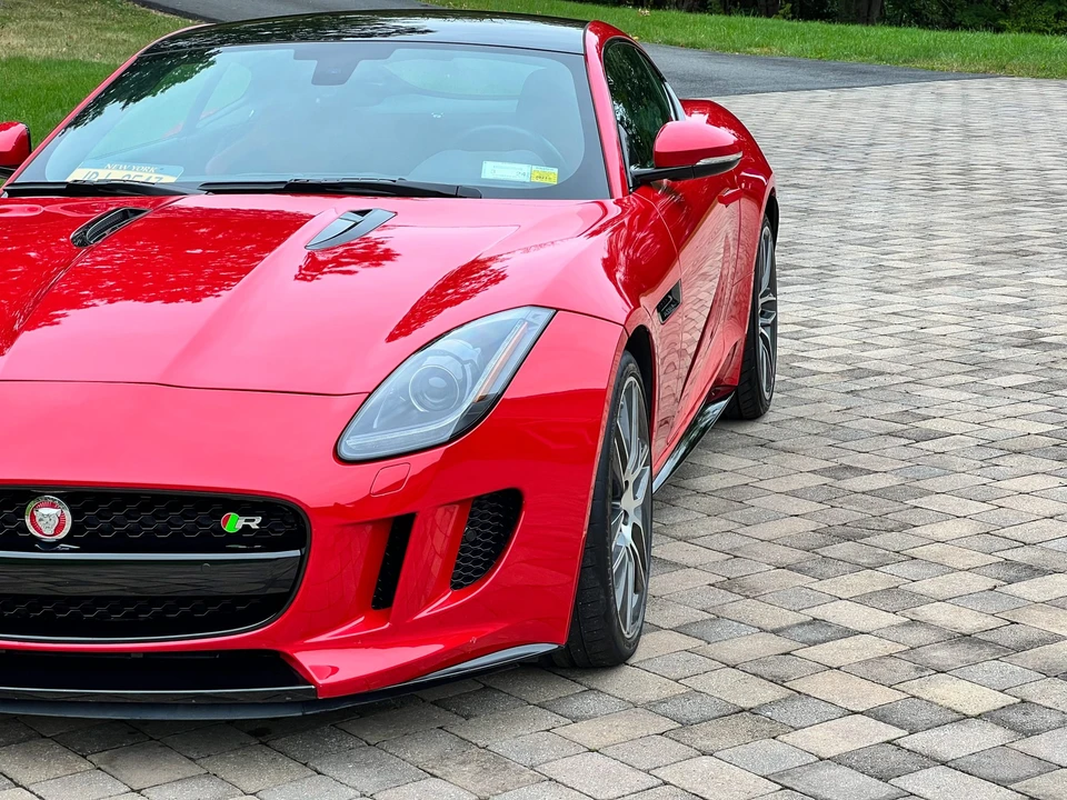 2015 Jaguar F-Type R 1st Gen - Image 28 of 31